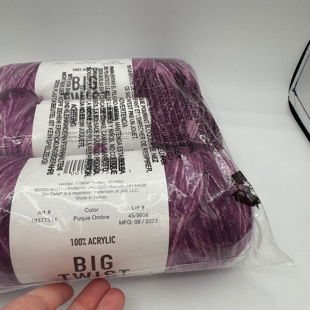 Big Twist Value Yarn 3 Pack Purple Ombre 100% Acrylic Medium 4 19377514 807yds